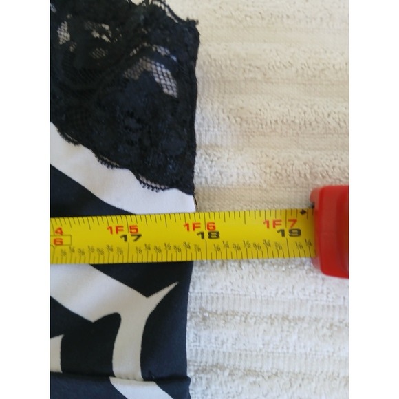 White House Black Market Zebra Lace Camisole Top XL Y2K Style Slip Tank - Picture 14 of 16